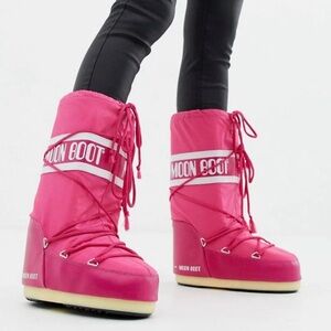 Moon Boot Icon snow boots NWOT